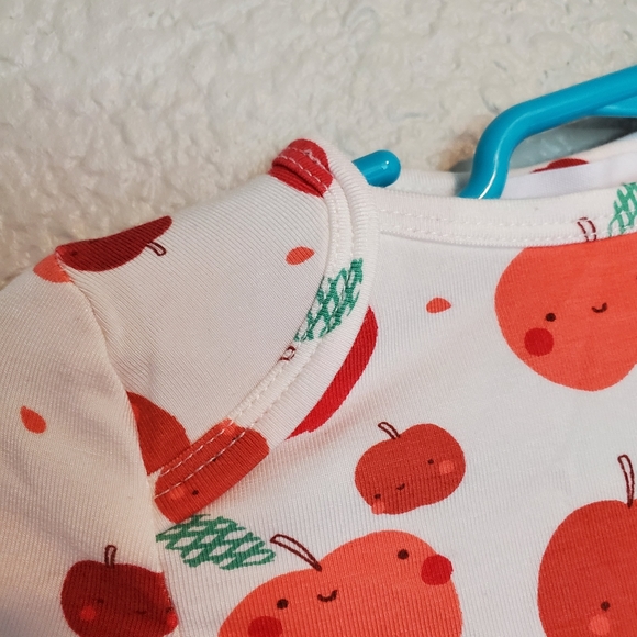 Angel Dear Apple Long Sleeve Onsie Size 0-3mo. NWT - Picture 4 of 8